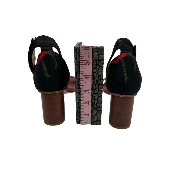 Anthropologie Jeffrey Campbell Pink Floral Block Heeled Sandals Size 7.5 Women’s - Picture 8 of 9